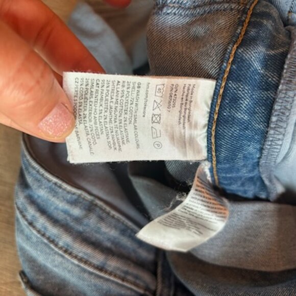 H & M maternity denim shorts XL - Picture 2 of 6